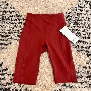 NWT Lululemon Invigorate HR Short 10”